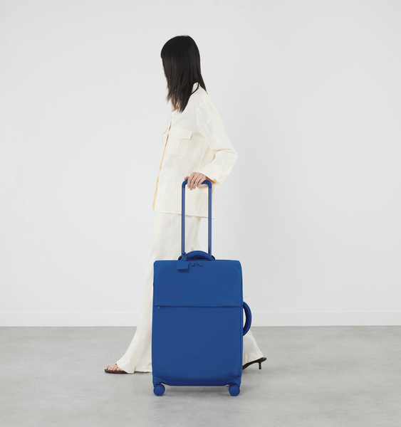 Lost In Berlin Medium trip suitcase 63cm Lost In Berlin Medium trip suitcase 63cm