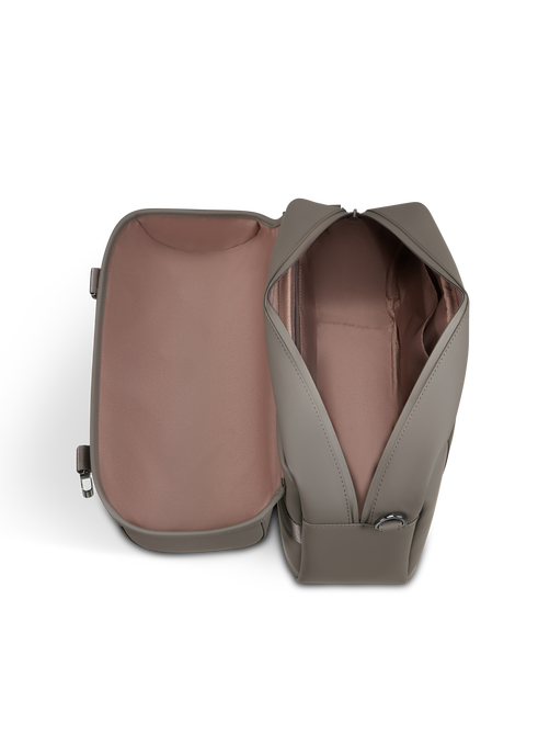 Lost In Berlin Crossbody bag Exile