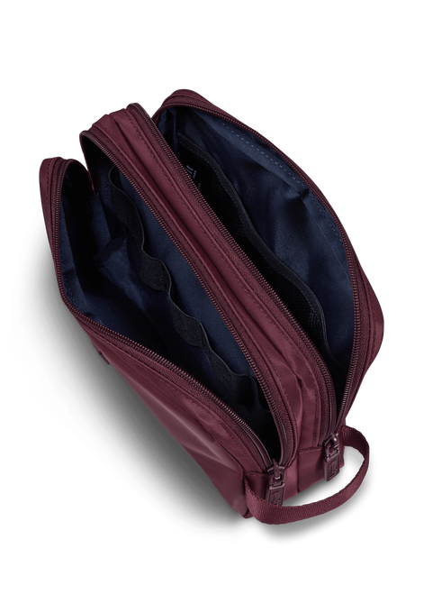 Lipault Plume Accessoires Toiletry Bag  Bordeaux Lipault Plume Accessoires Toiletry Bag  Bordeaux