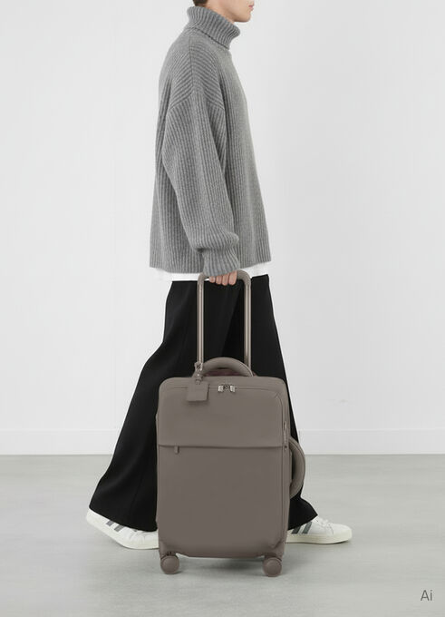 Lost In Berlin Cabin suitcase 55cm
