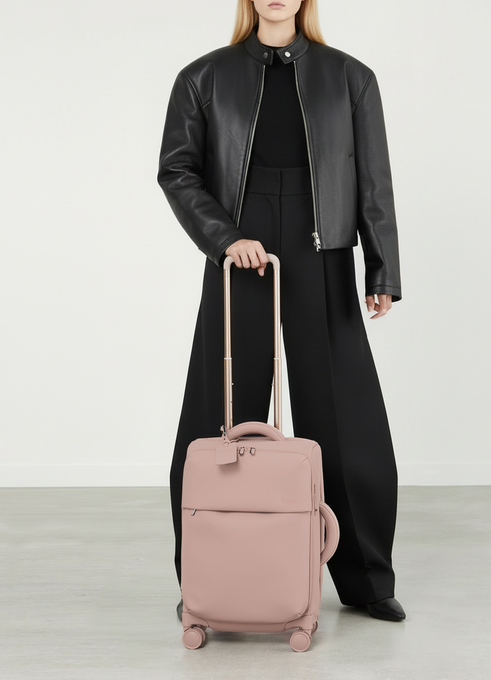 Lipault Lost In Berlin Cabin 2.0 55cm  Rose Quartz