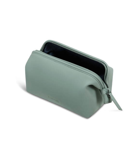 Lost In Berlin Toilet Kit S