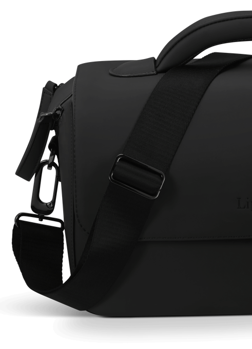 Lipault Lost In Berlin Neo Vanity 2.0  Black Lipault Lost In Berlin Neo Vanity 2.0  Black