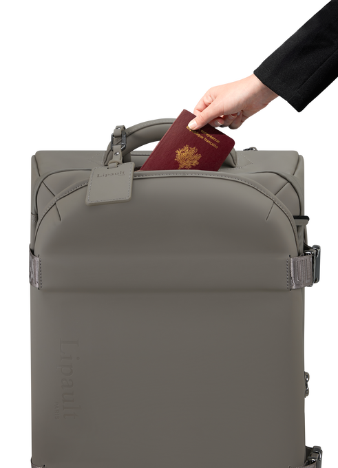 Lost In Berlin Exile Duffle with Wheels 55cm