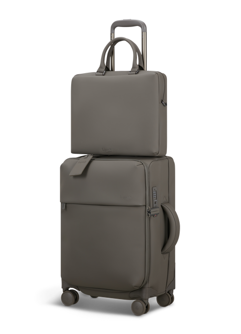 Lost In Berlin Briefcase 15.6"