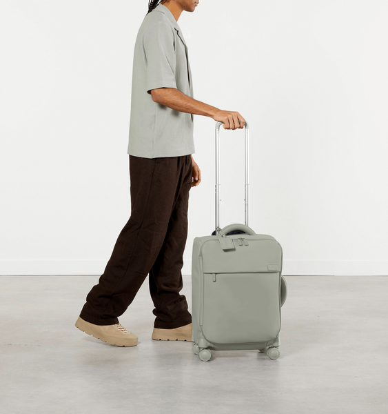 55 x 35 x 20 luggage store