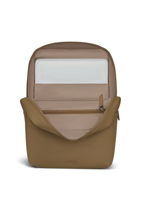 Lost In Berlin Square Backpack 15"