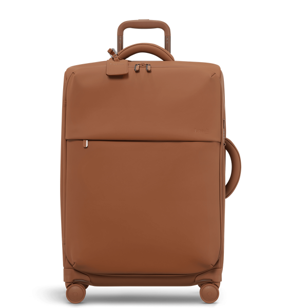 Lost In Berlin Medium trip suitcase 63cm Lost In Berlin Medium trip suitcase 63cm