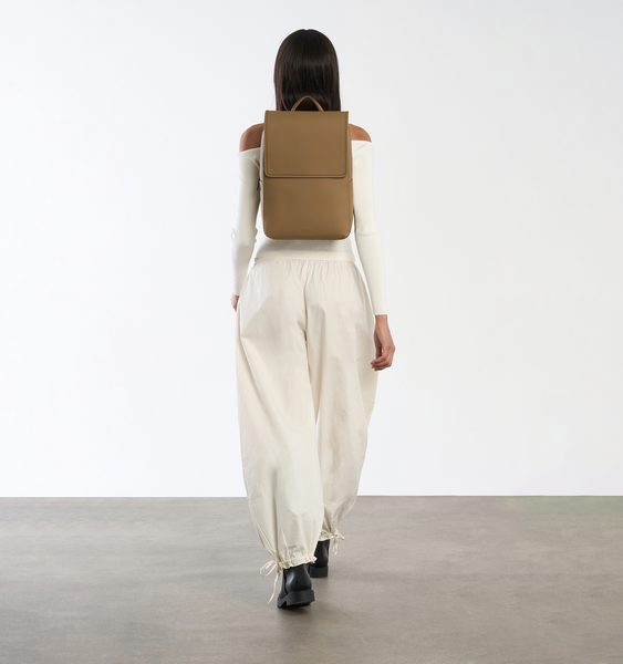 Lost In Berlin Square Backpack 15"
