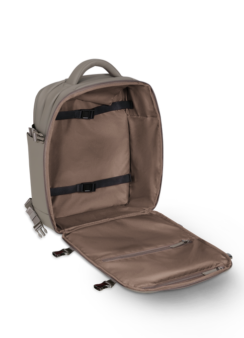 Lost In Berlin Travel Backpack 17"