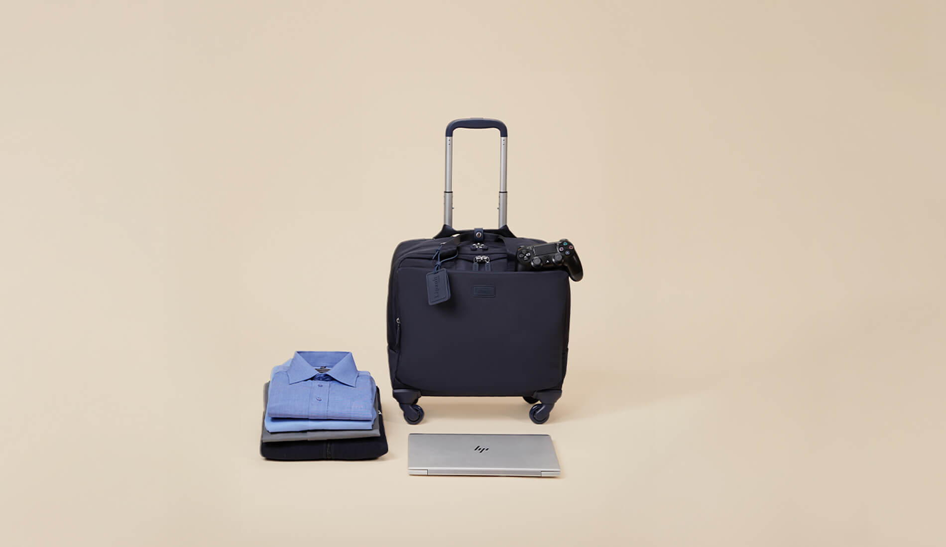 Pilot Cases & Rolling Totes Lipault